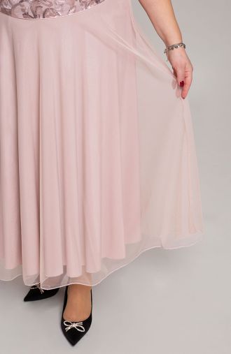 Rozā mežģīņu kleita ar blizguļiem