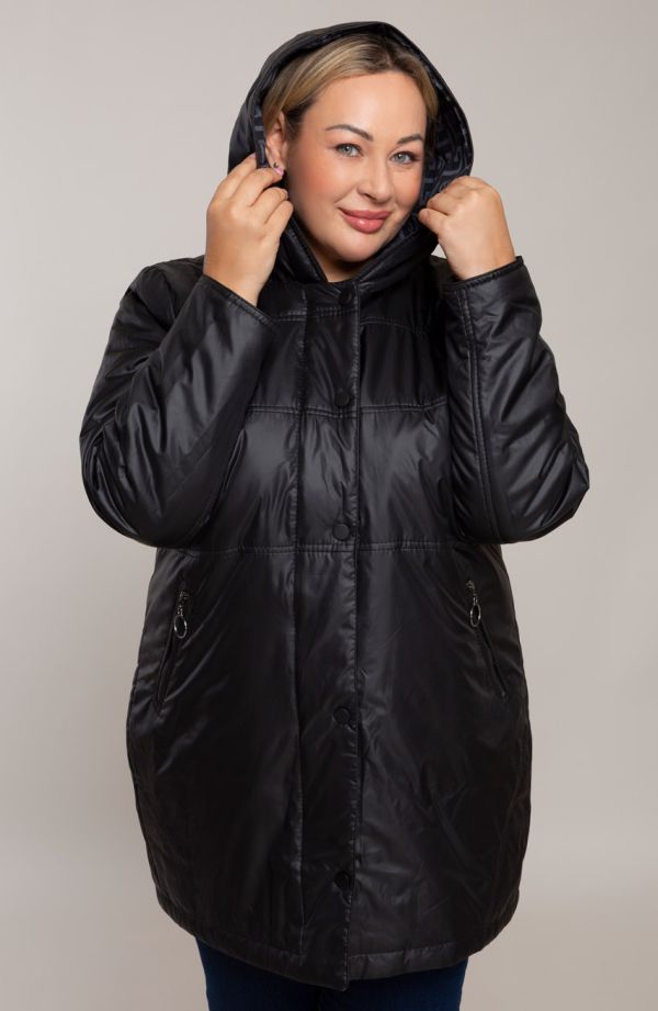 Pārejas melna jaka ar kapuci