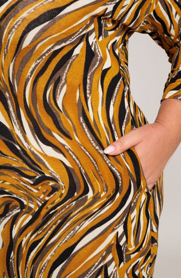 Oranžā zebras elastīgā kleita