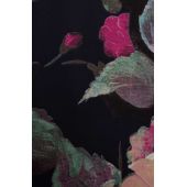 Kleita ar volānu krāsotas rozes