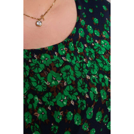 Asimetriska kleita ar zaļiem ziediem