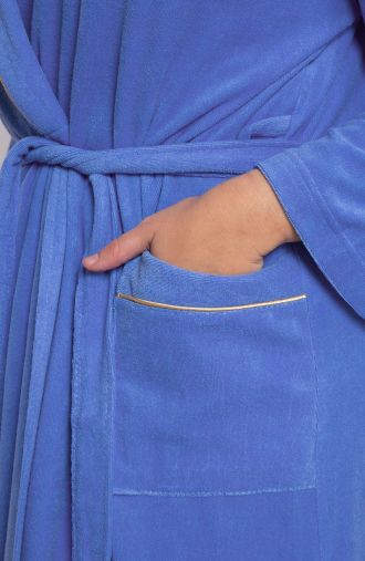 Trikotāžas halāts zilā krāsā